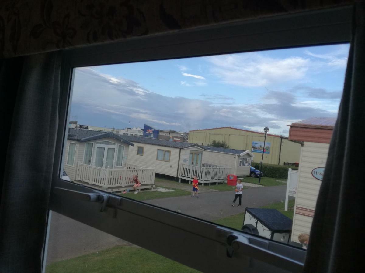 Happy Days Caravan Primrose Valley Filey Eksteriør bilde